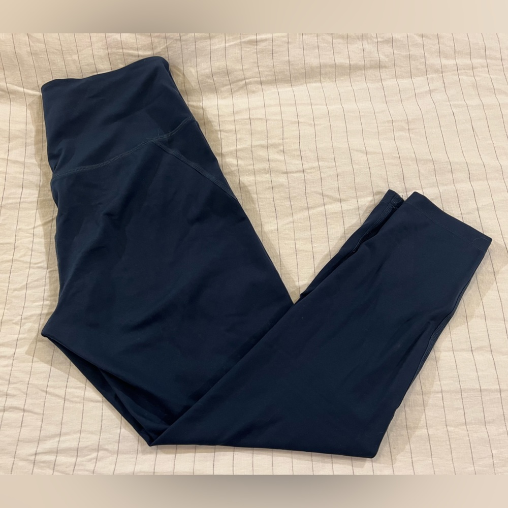 Girlfriend Collective navy leggings, size M
